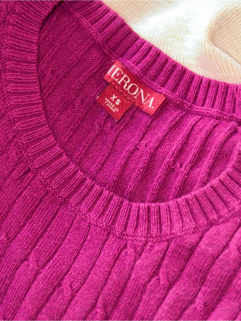 Versona Cable-Knit Crewneck Sweater - Fuchsia Pink - Picture 7 of 9